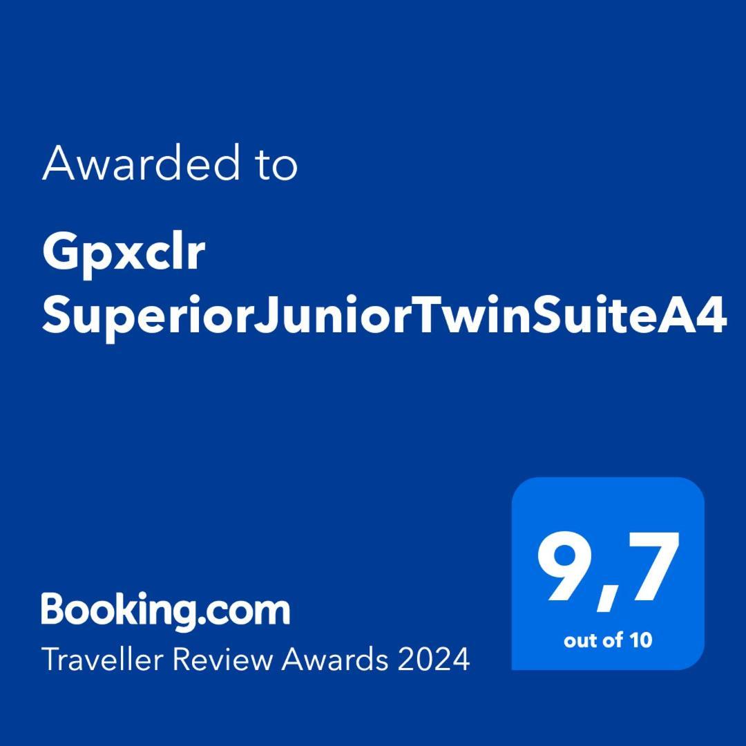 Gpxclr Superiorjuniortwinsuitea4 Lárisa Eksteriør bilde